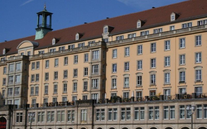 Aparthotels Munzgasse An Der Frauenkirche Дрезден Екстериор снимка